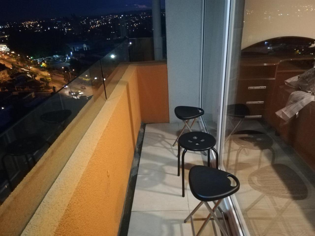Depto Estudio 1811 Edificio Centro Blanco Con Estacionamiento Temuco Esterno foto